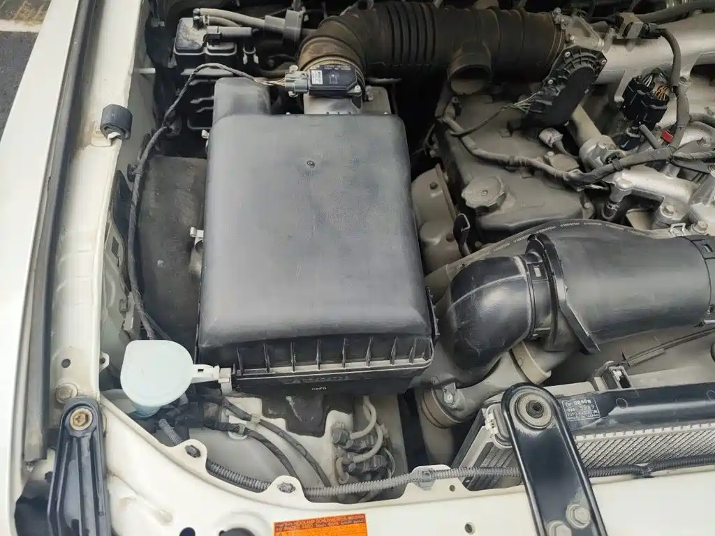 Mitsubishi Pajero (Import) — миниатюра 21