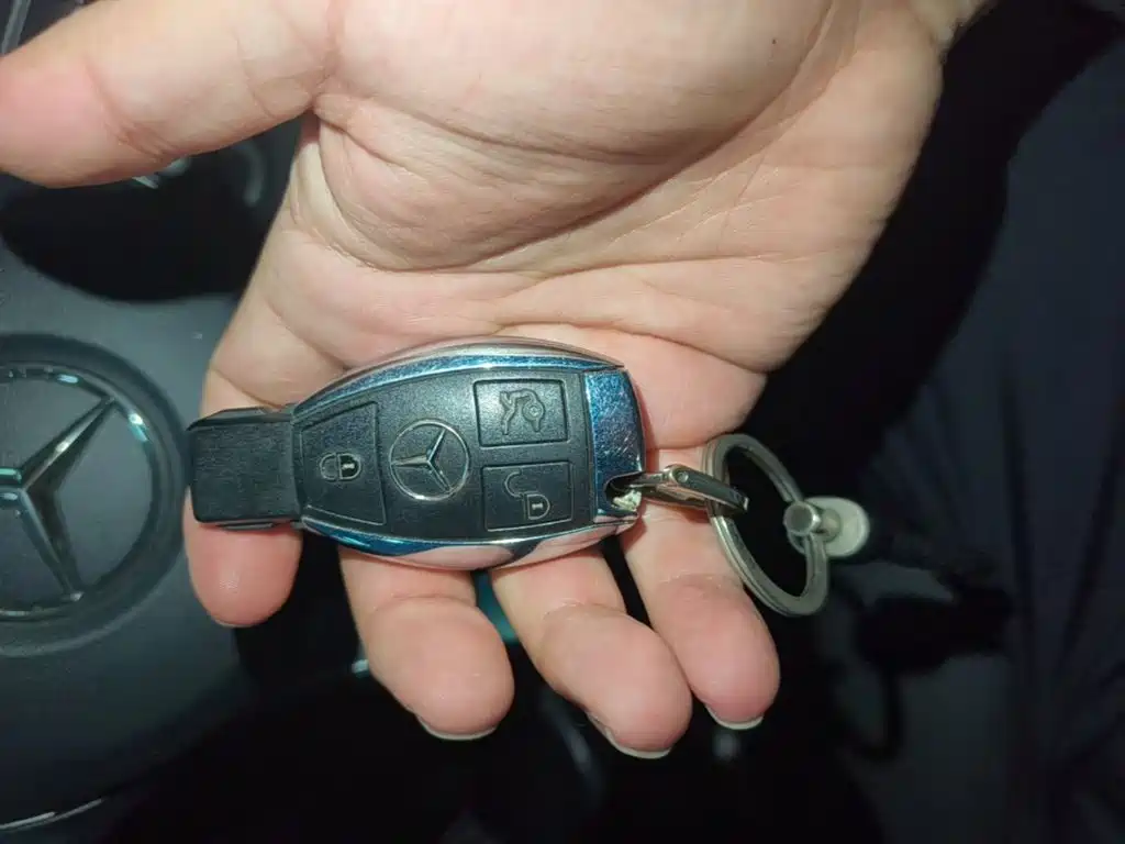 Mercedes-Benz C-Class — миниатюра 9