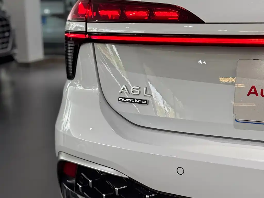 Audi A6L — миниатюра 7