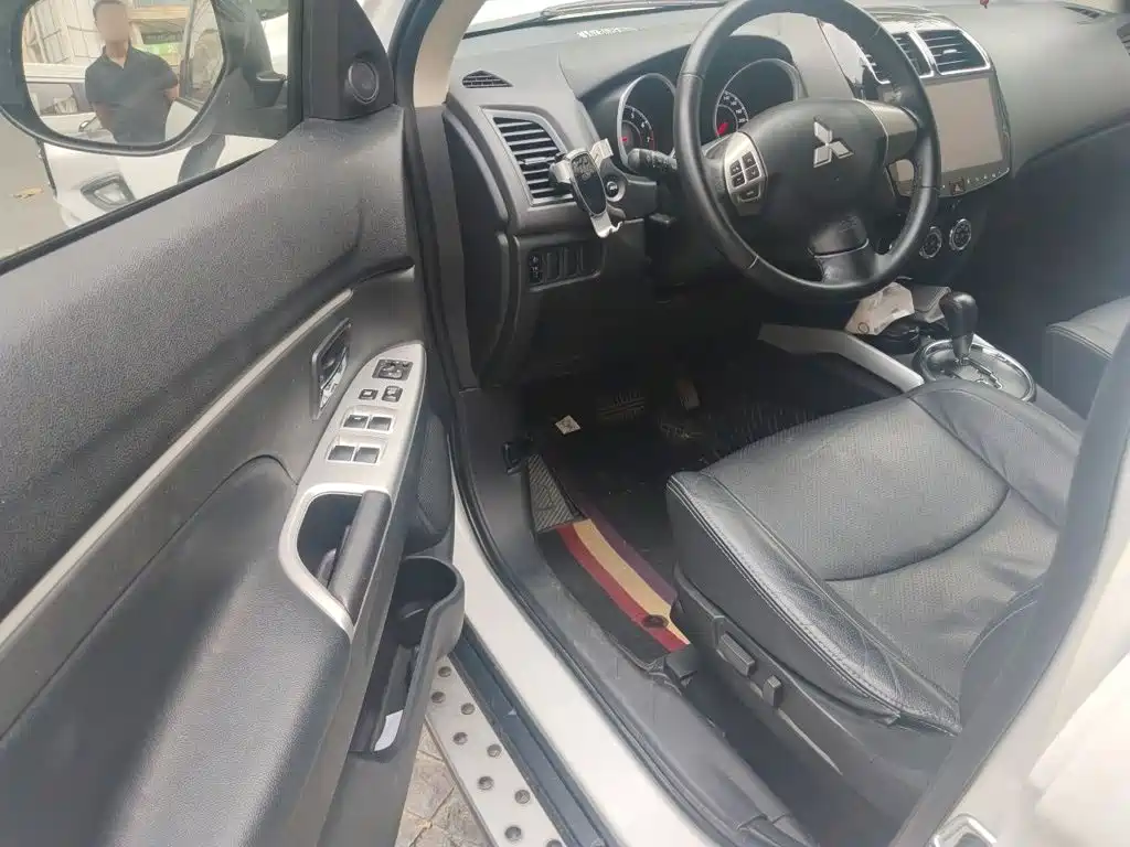 Mitsubishi ASX — миниатюра 17
