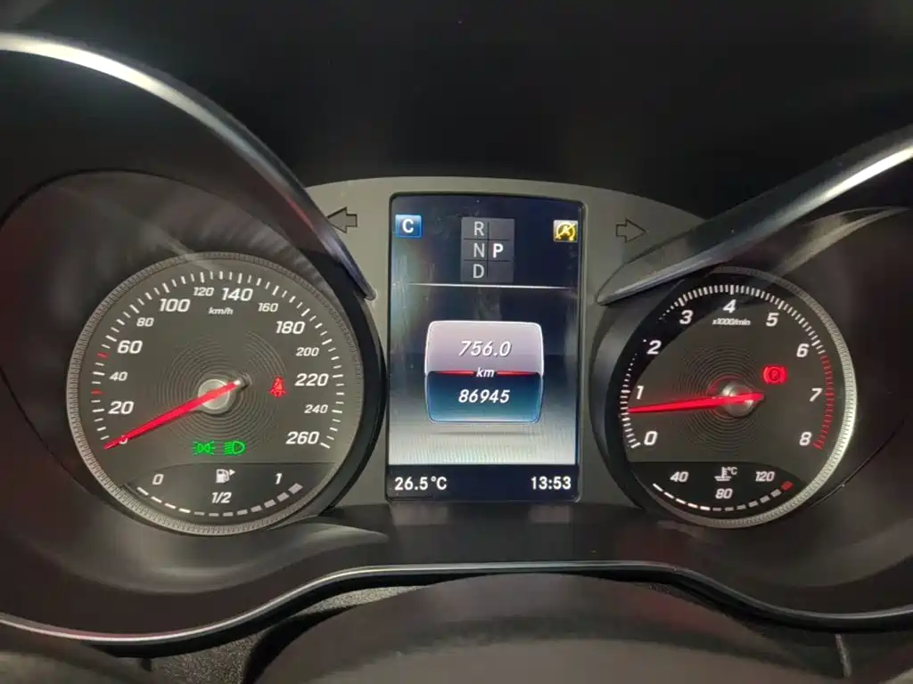 Mercedes-Benz C-Class — миниатюра 12