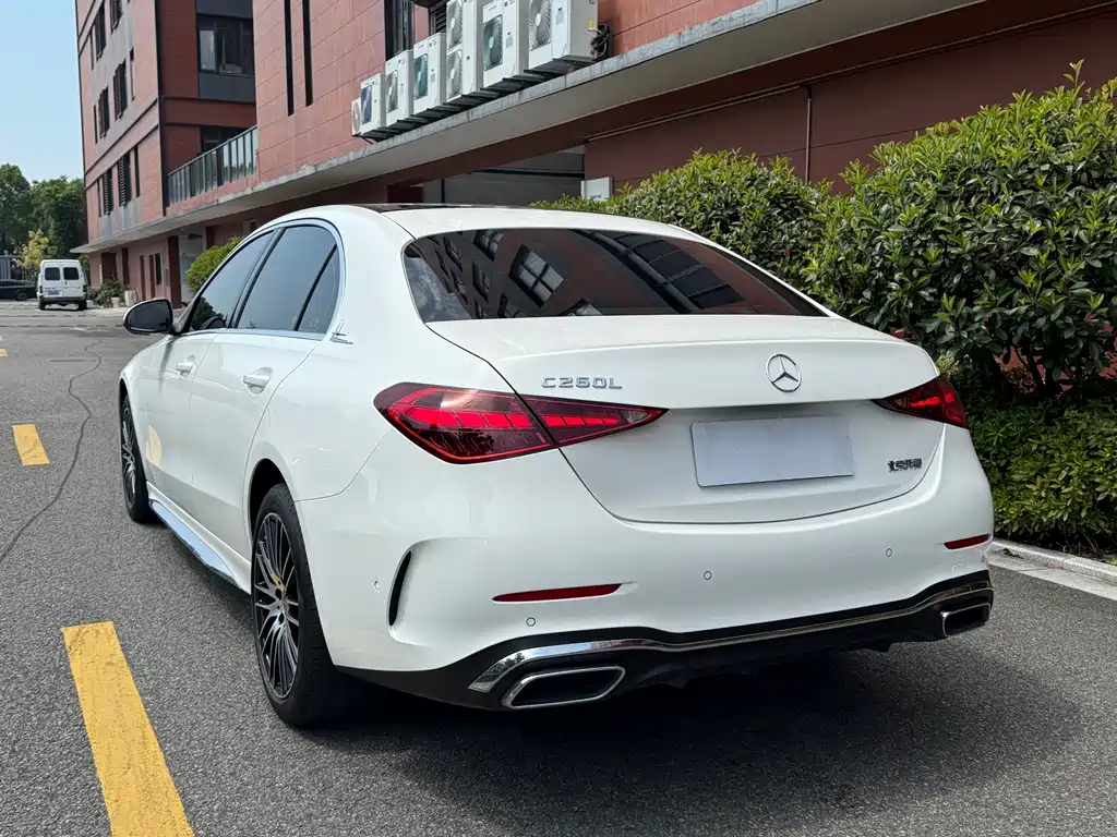 MERCEDES-BENZ C CLASS