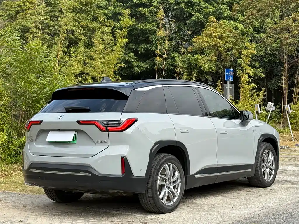 NIO NIO ES6