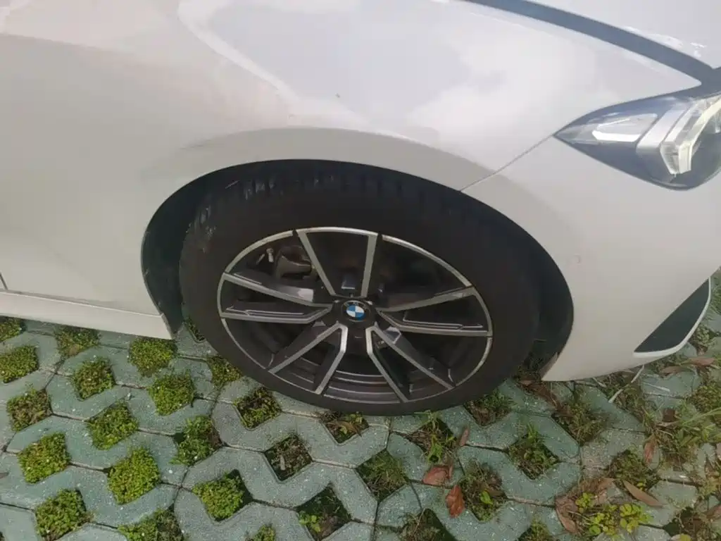 BMW 3 Series — миниатюра 12