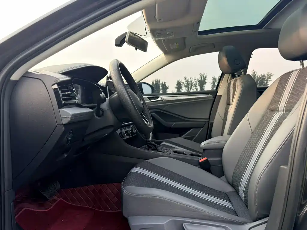 Volkswagen Sagitar — миниатюра 3