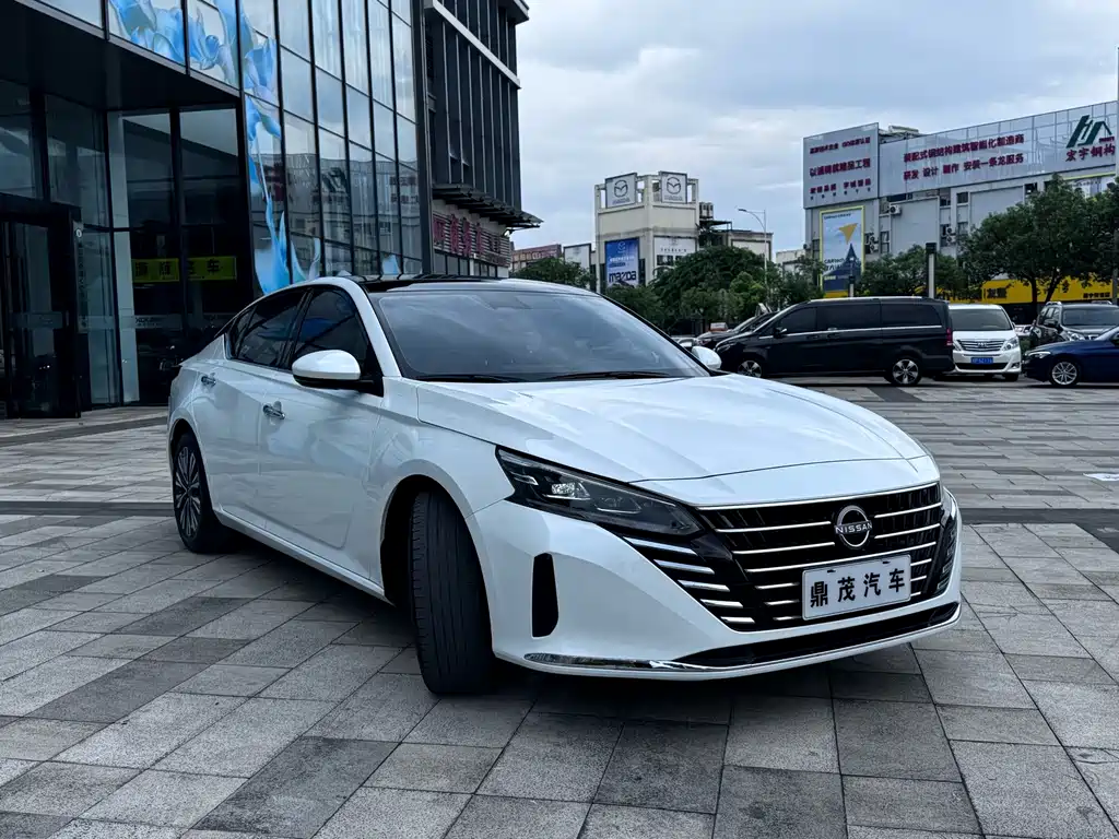 Nissan Teana — миниатюра 8