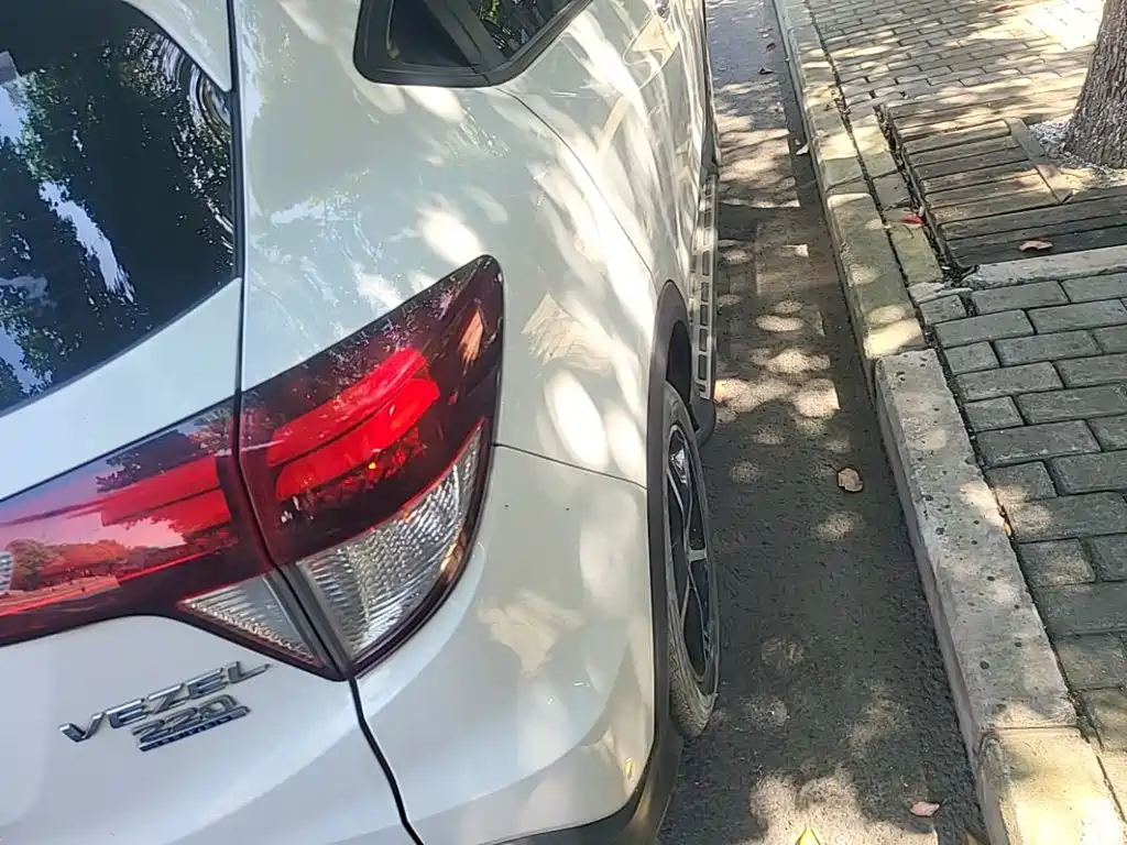 Honda Vezel — миниатюра 8