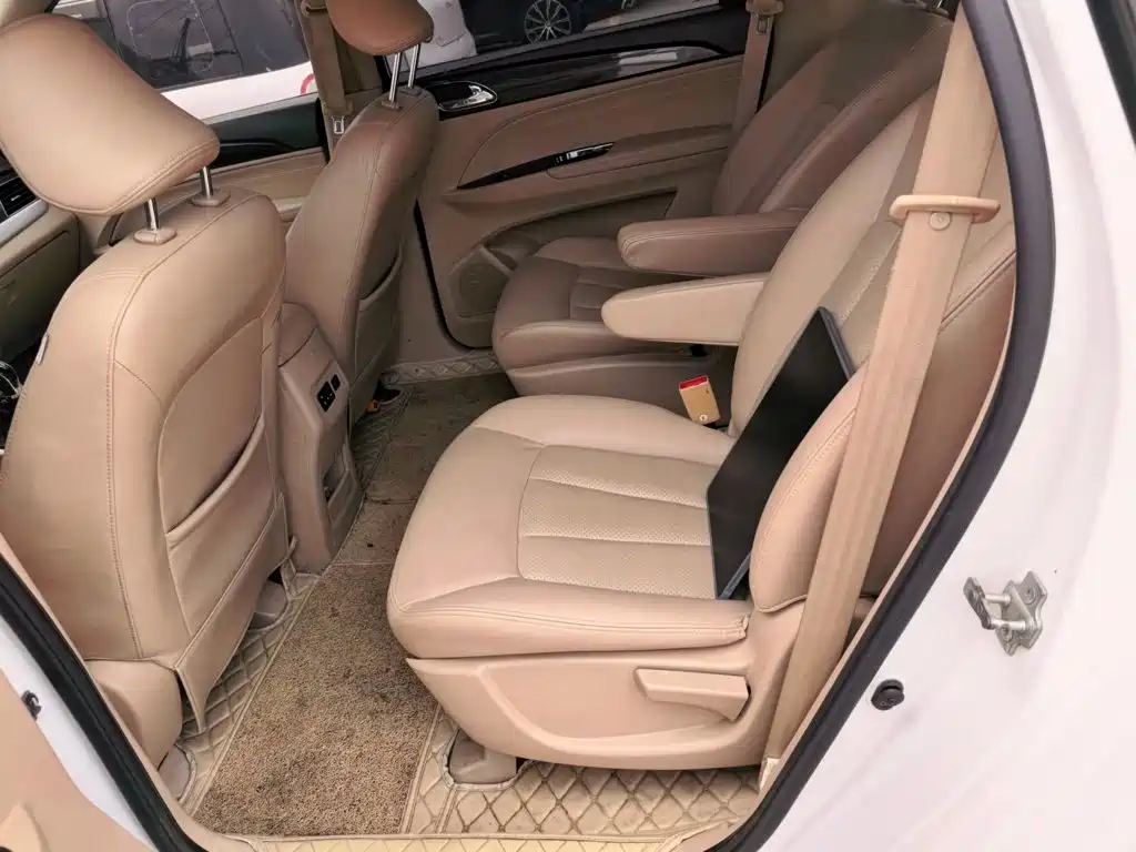 Baojun 730 — миниатюра 18