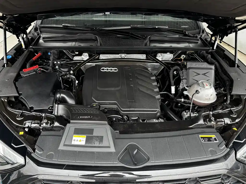 Audi Q5L — миниатюра 31