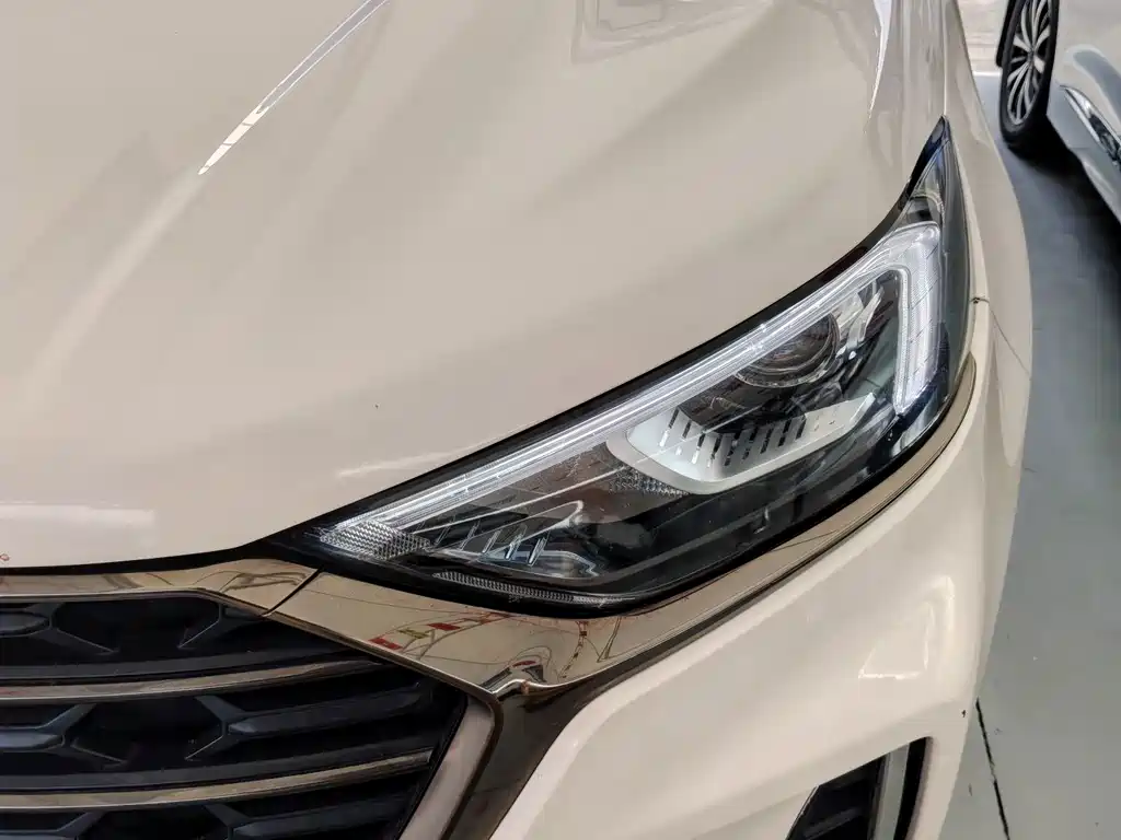 Ford Edge — миниатюра 16