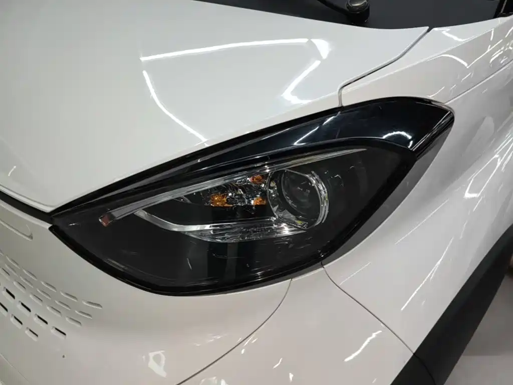 Baojun E100 — миниатюра 24