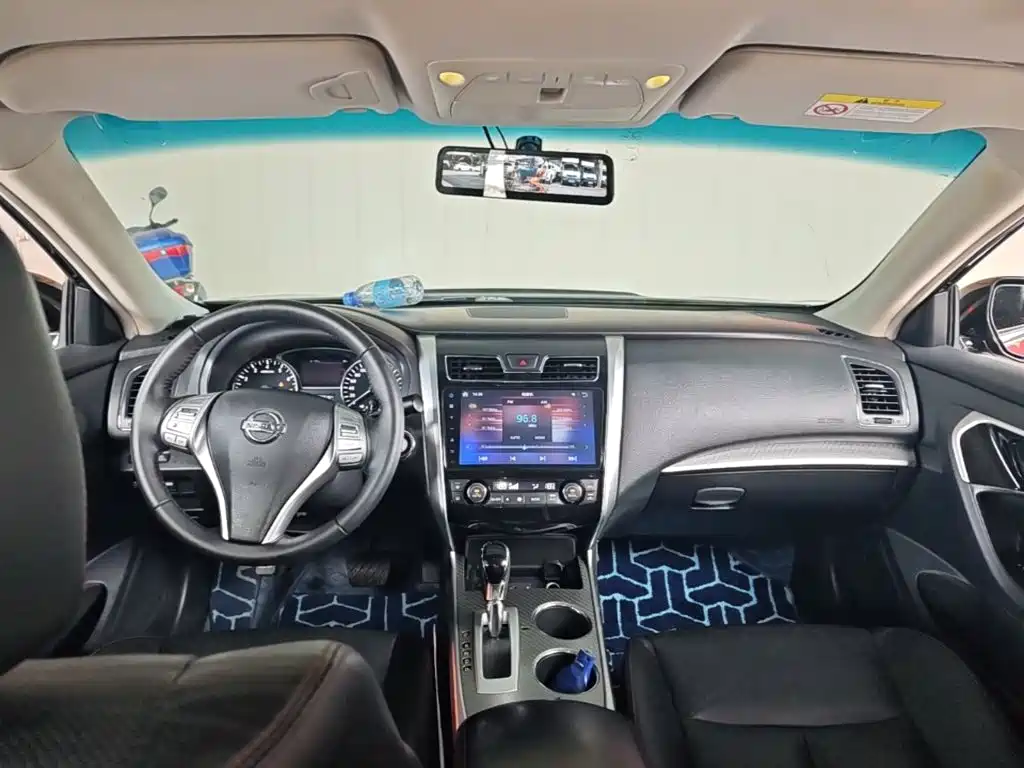 Nissan Teana — миниатюра 10