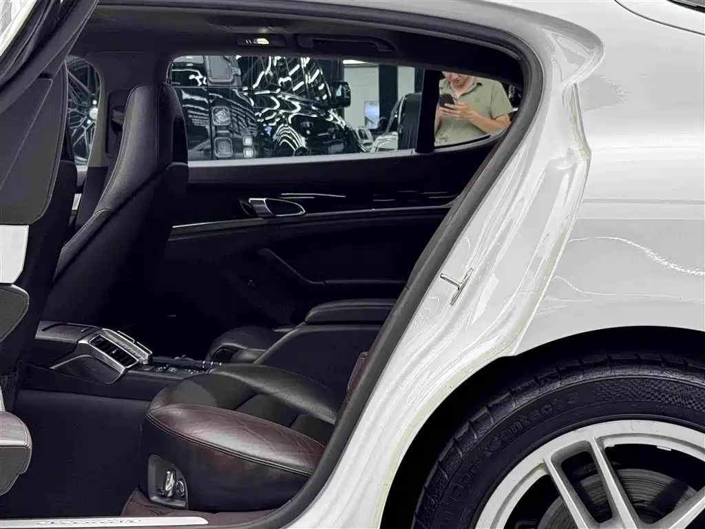 Porsche Panamera — миниатюра 9