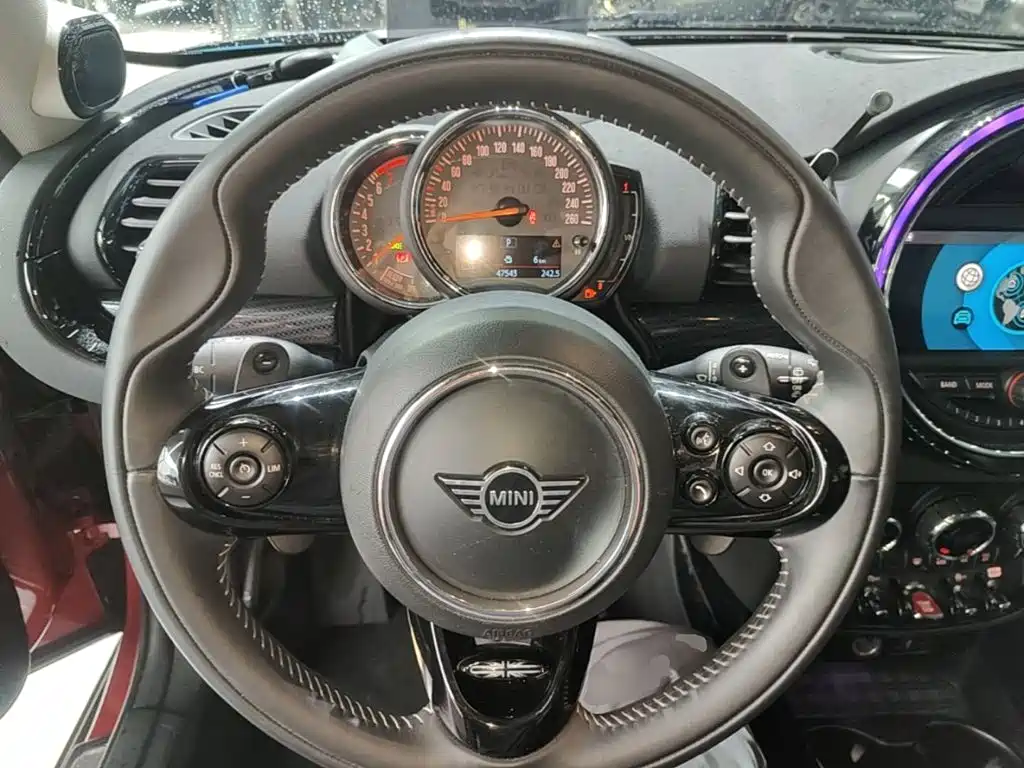 MINI Mini Clubman — миниатюра 11