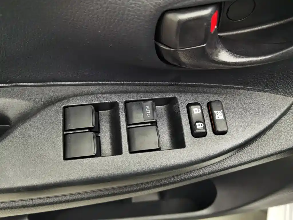 Toyota Vios FS — миниатюра 9