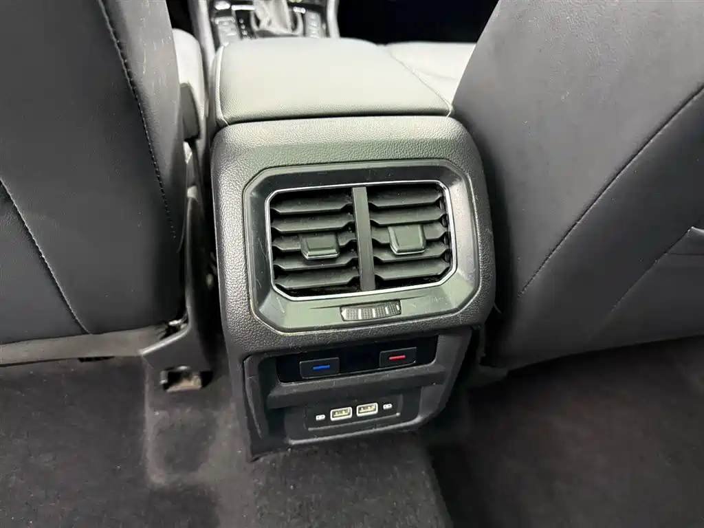 Volkswagen Tiguan L L 2021 330TSI AT R-Line