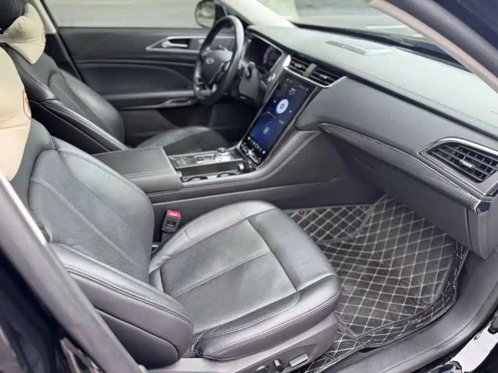 Ford Taurus — миниатюра 11