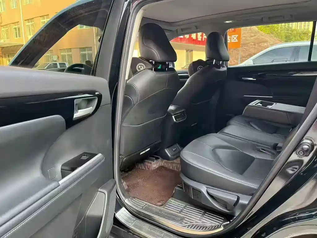 Toyota Highlander — миниатюра 9