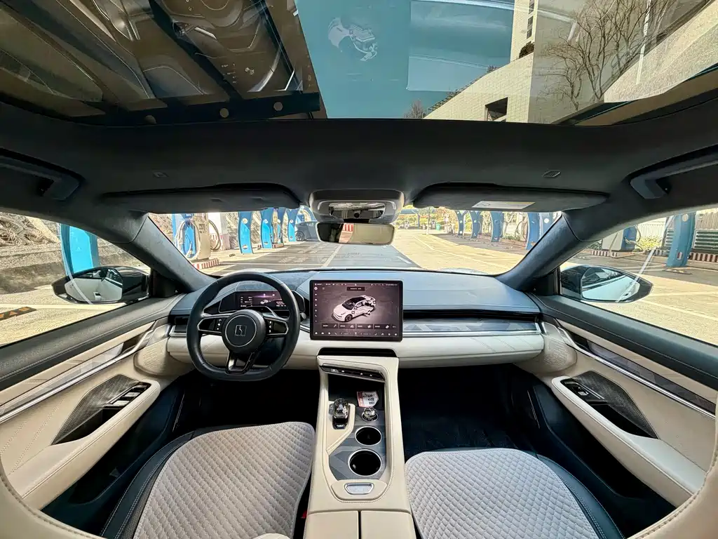 ZEEKR EXTREME KRYPTON 001