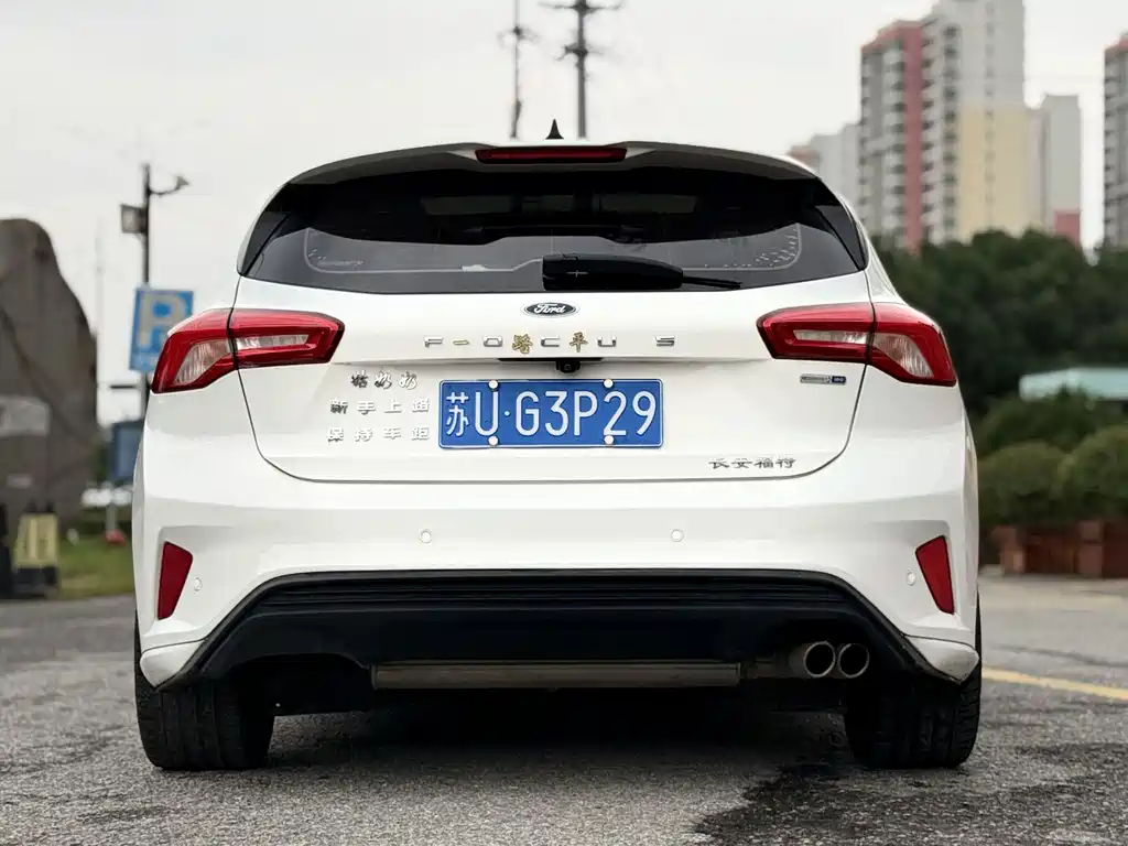 Ford Focus — миниатюра 5