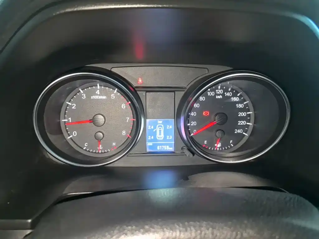 Haval M6 — миниатюра 12