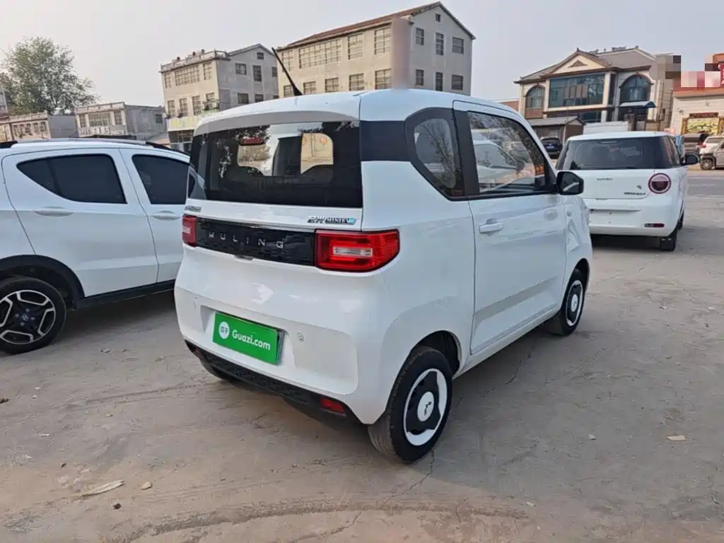 Wuling MINIEV — миниатюра 7