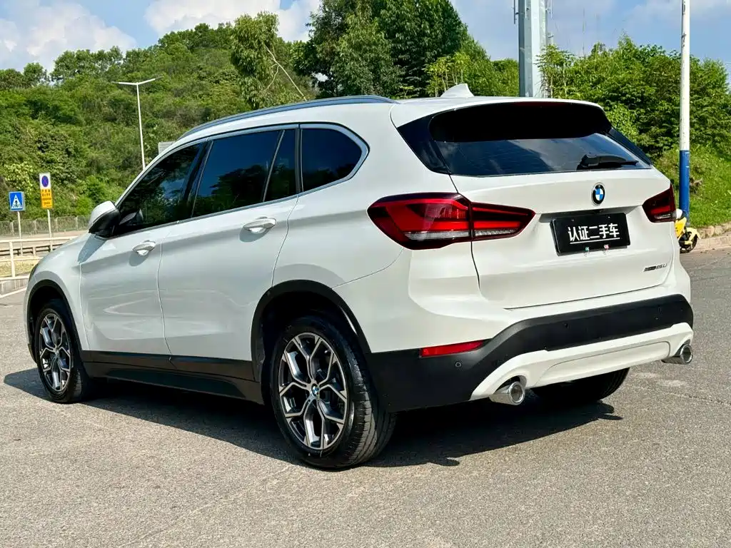 BMW X1 — миниатюра 5