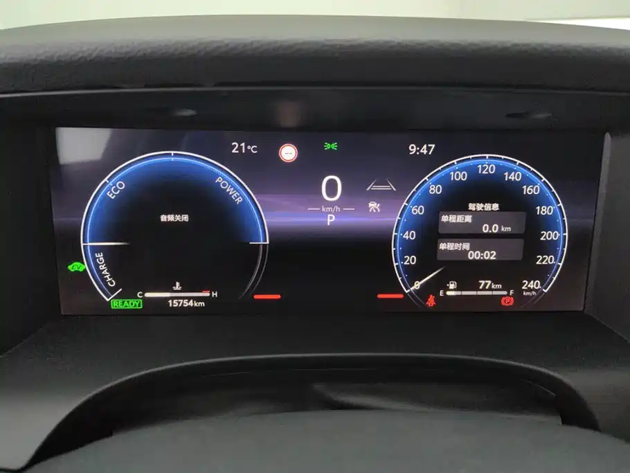 Toyota Camry — миниатюра 14