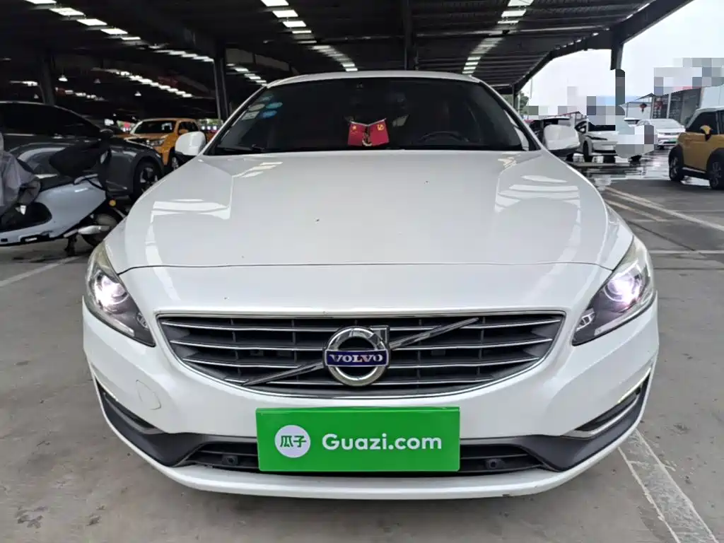 Volvo S60 — миниатюра 3