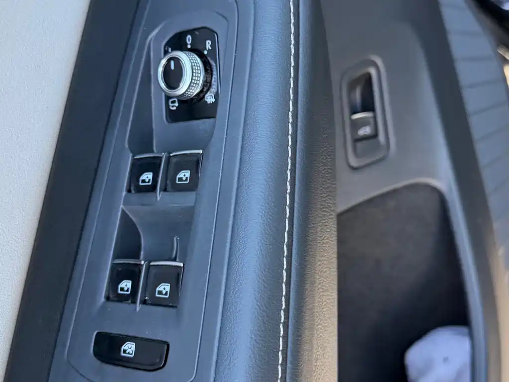 Volkswagen Teramont — миниатюра 13