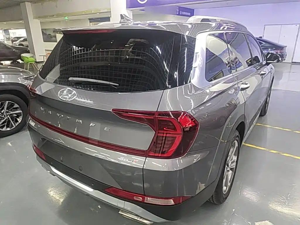 Hyundai Santa Fe — миниатюра 7