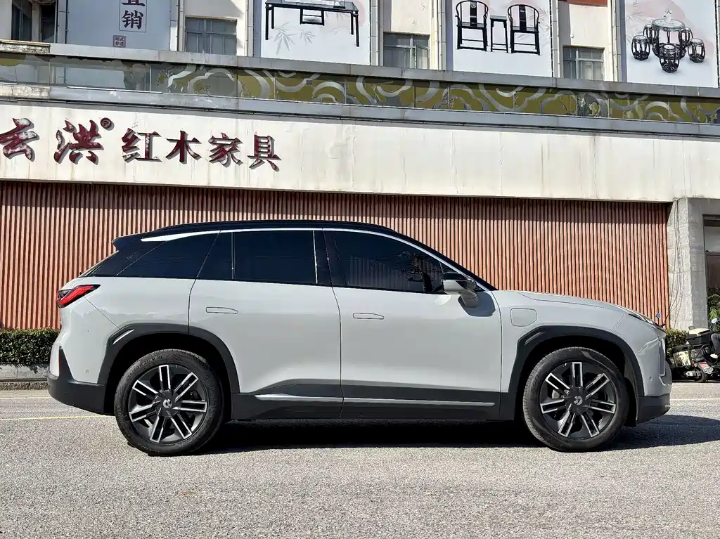 NIO ES6 — миниатюра 6