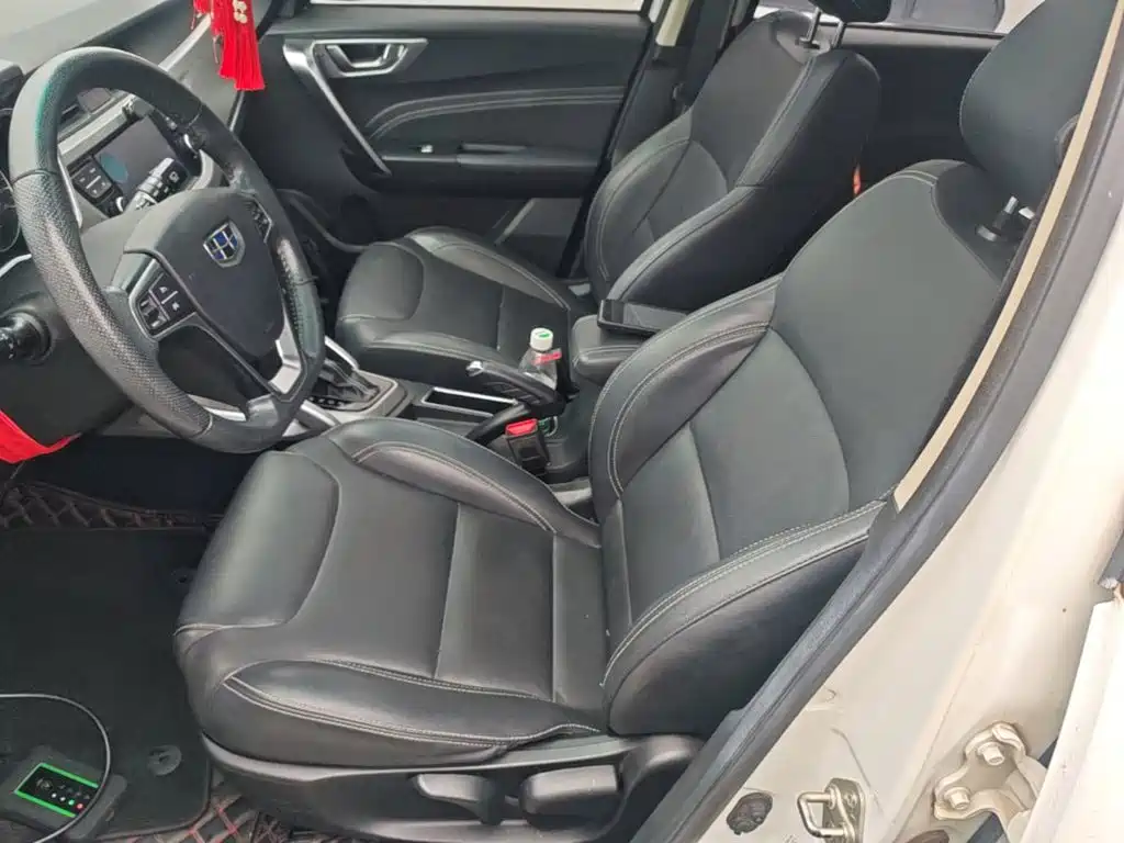 Geely Vision X3 — миниатюра 15