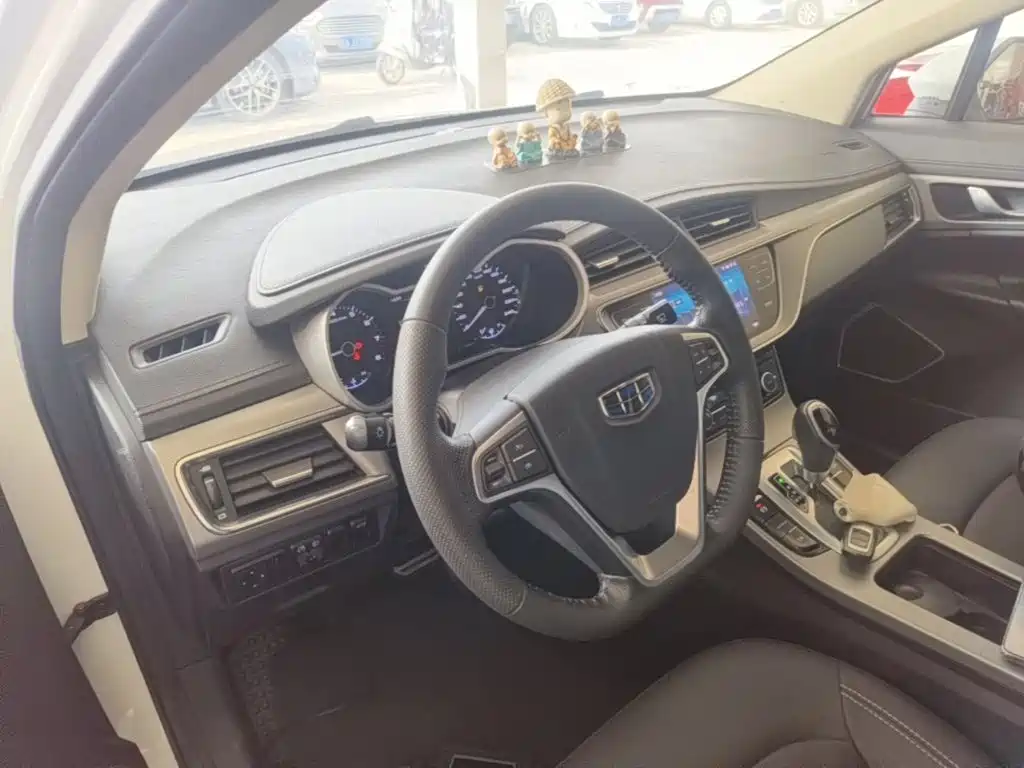Geely Emgrand GS — миниатюра 10