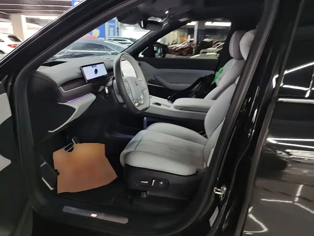 NIO ES8 — миниатюра 15