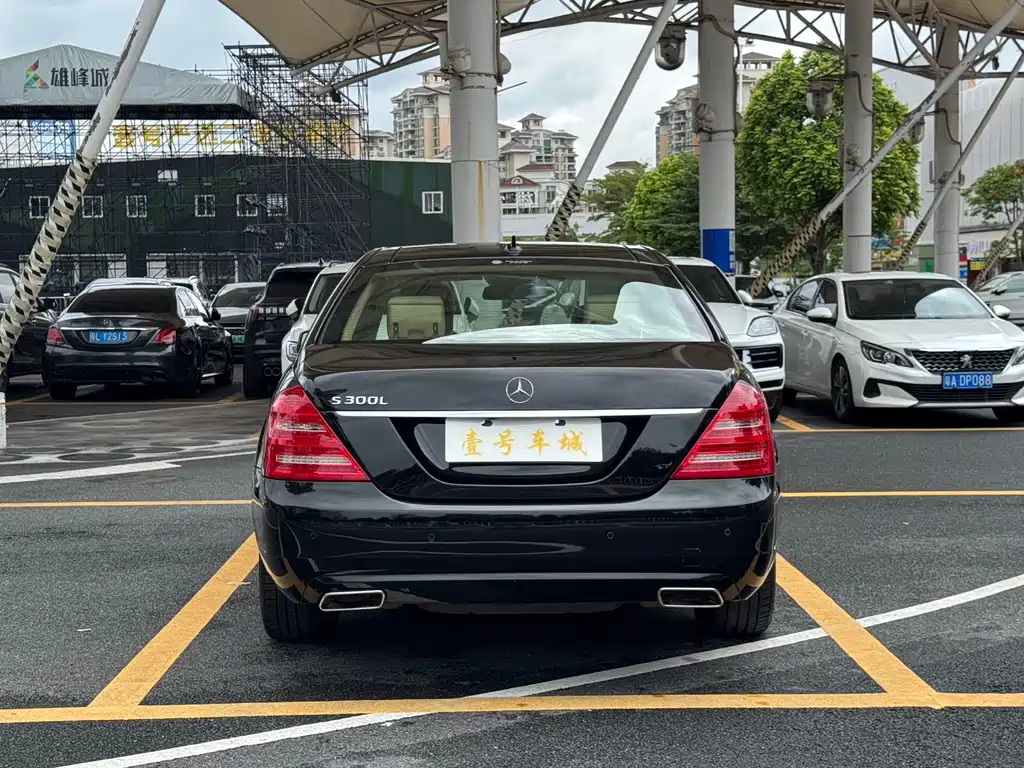 Mercedes-Benz S-Class — миниатюра 7