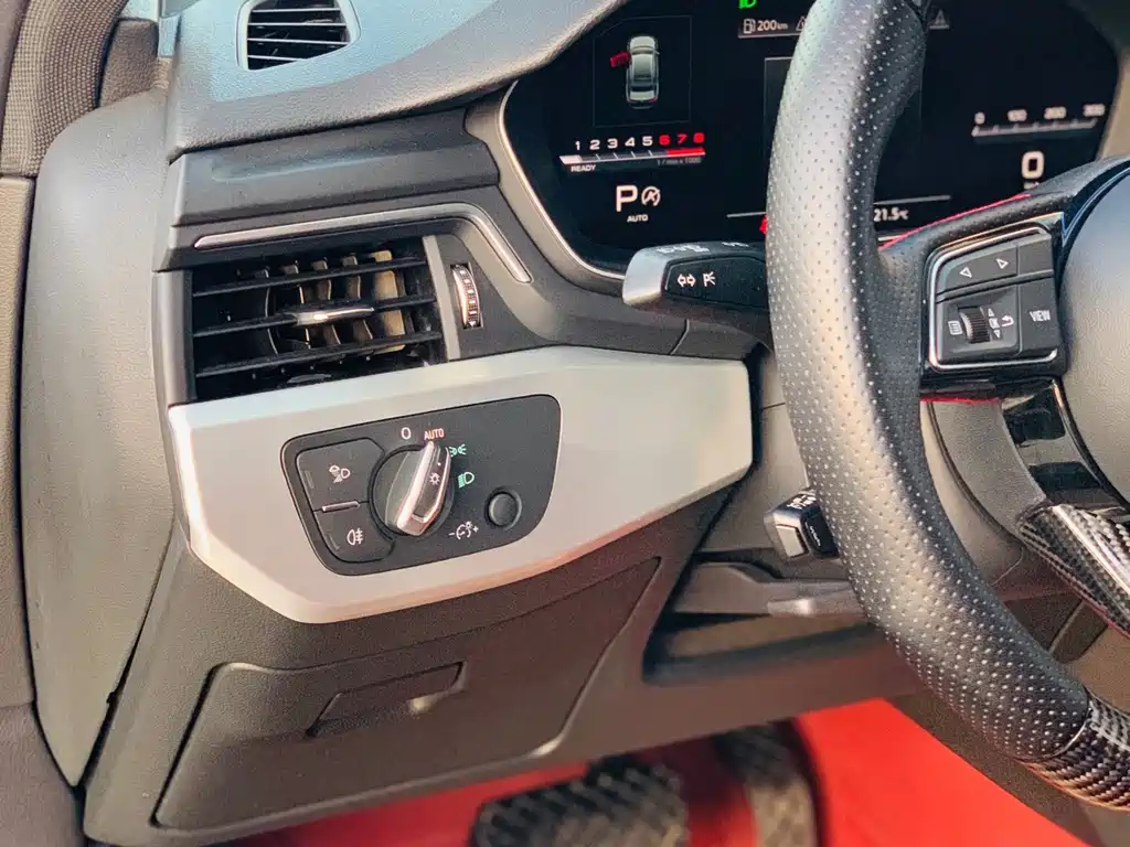 Audi A4L — миниатюра 16