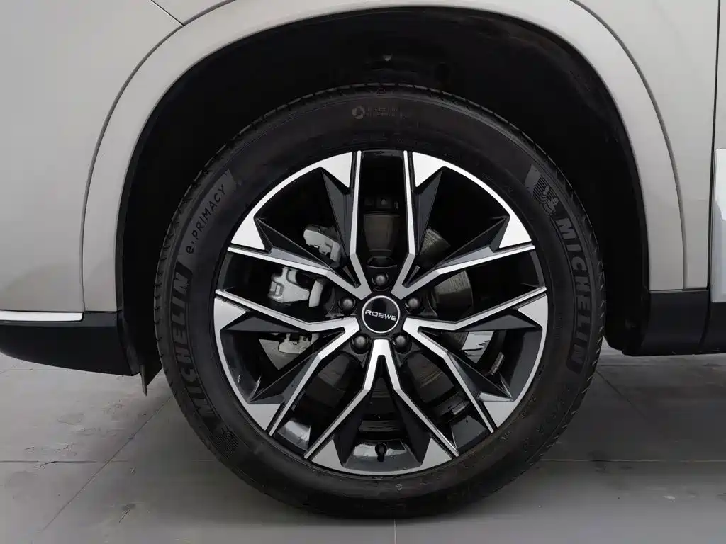 Roewe RX9 — миниатюра 17