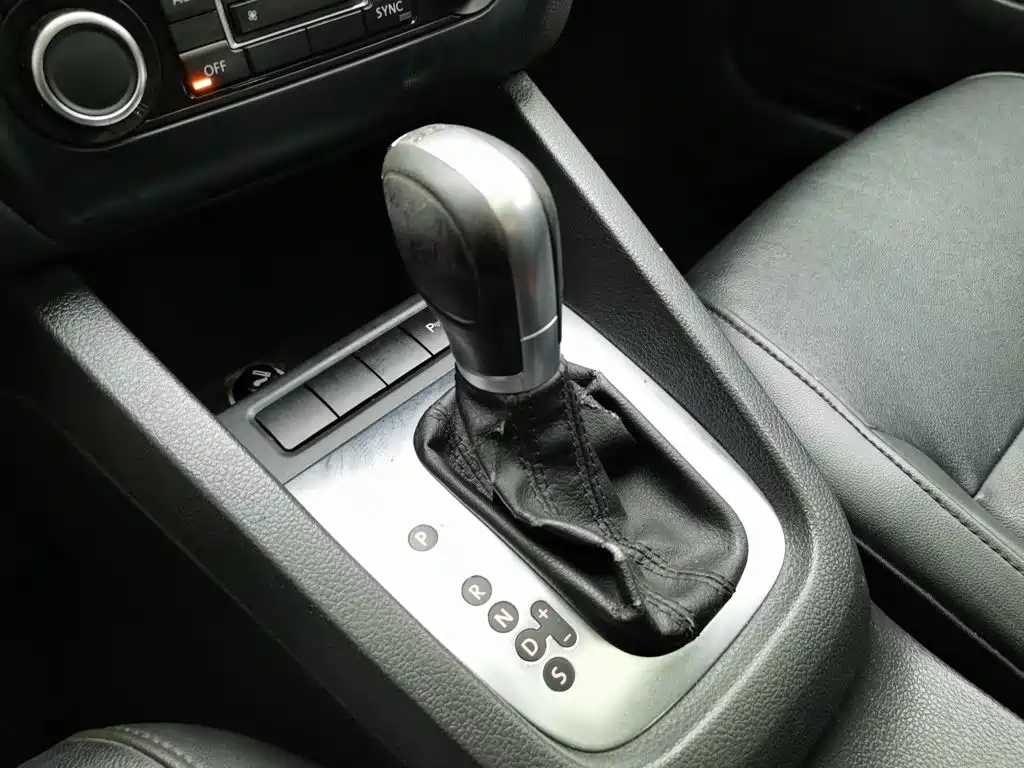 Volkswagen Sagitar — миниатюра 13