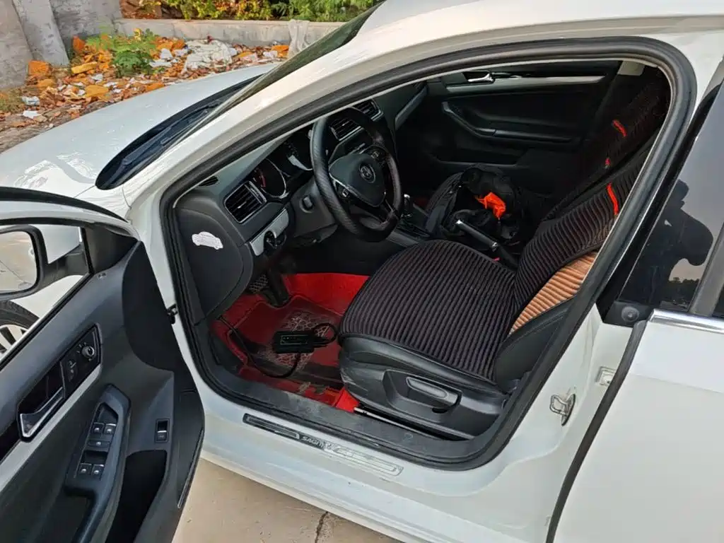 Volkswagen Sagitar — миниатюра 16