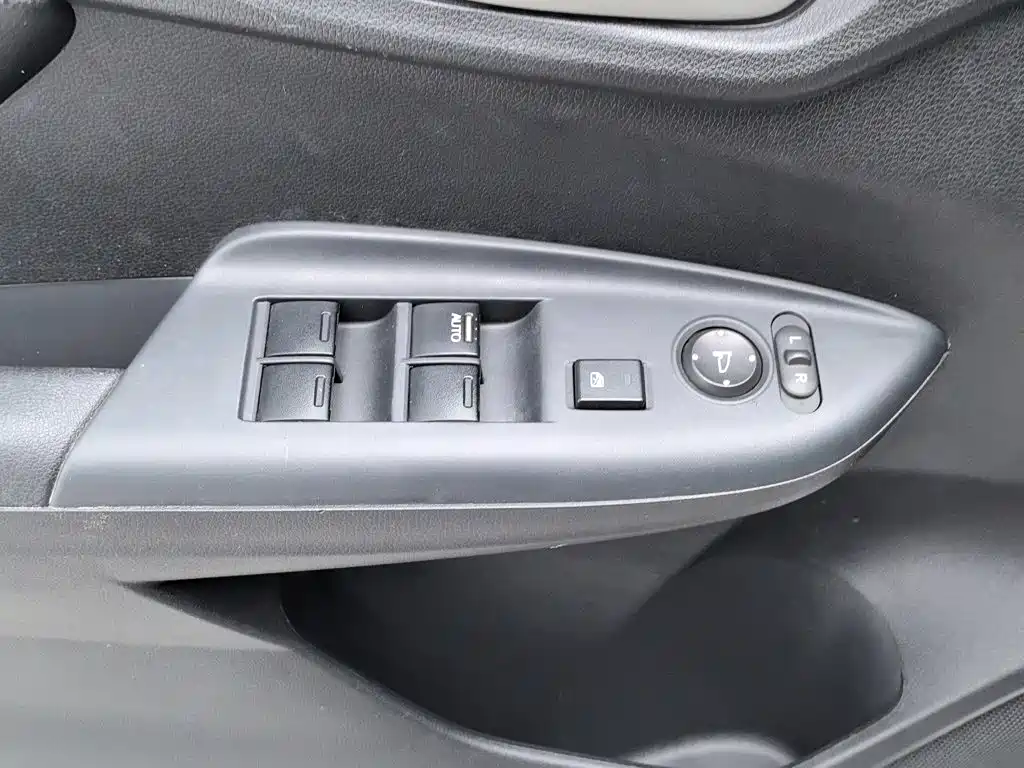 Honda Fit — миниатюра 9