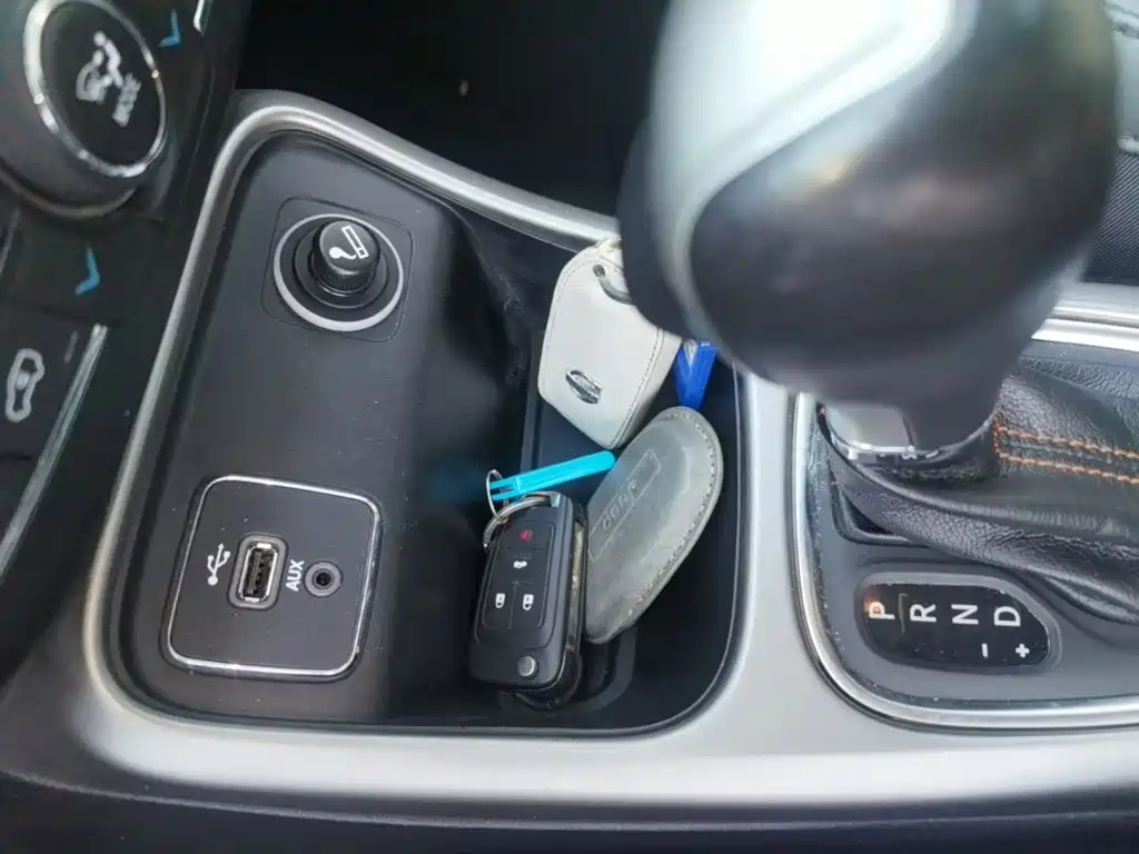 Jeep Compass — миниатюра 9
