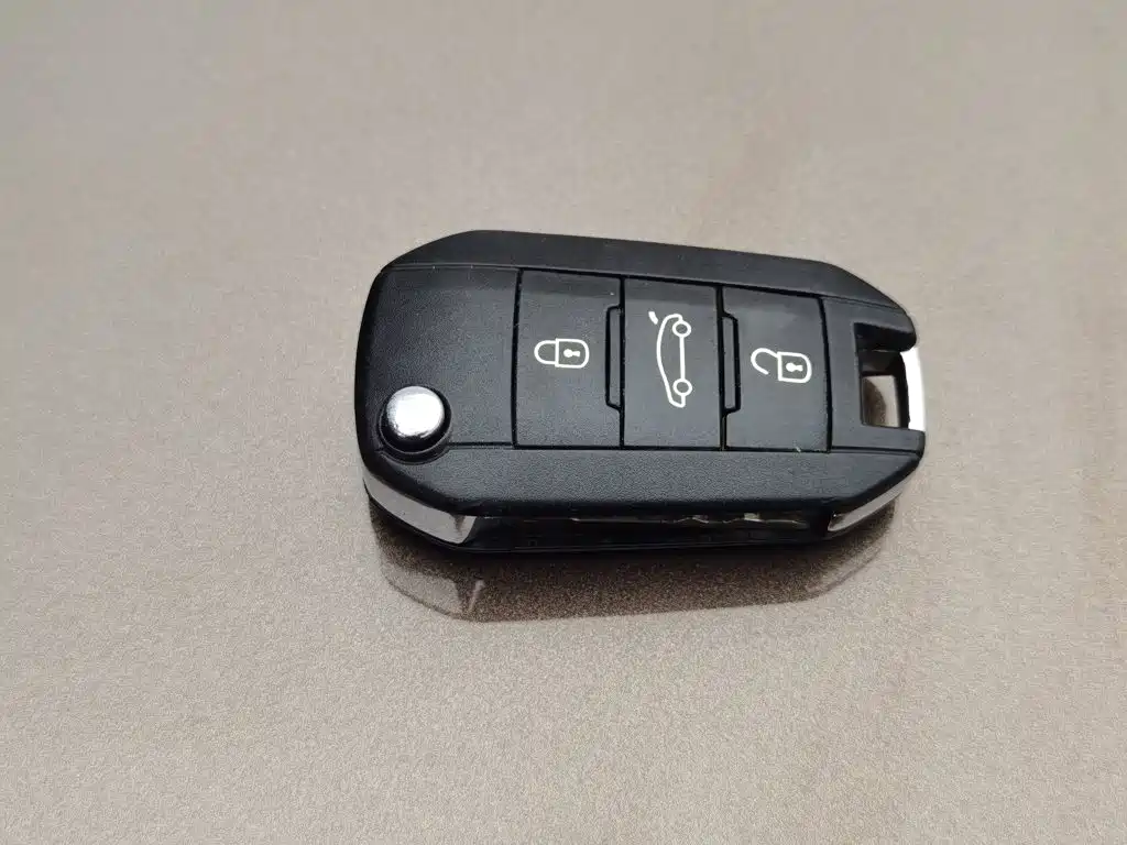 Citroen Elysee — миниатюра 19