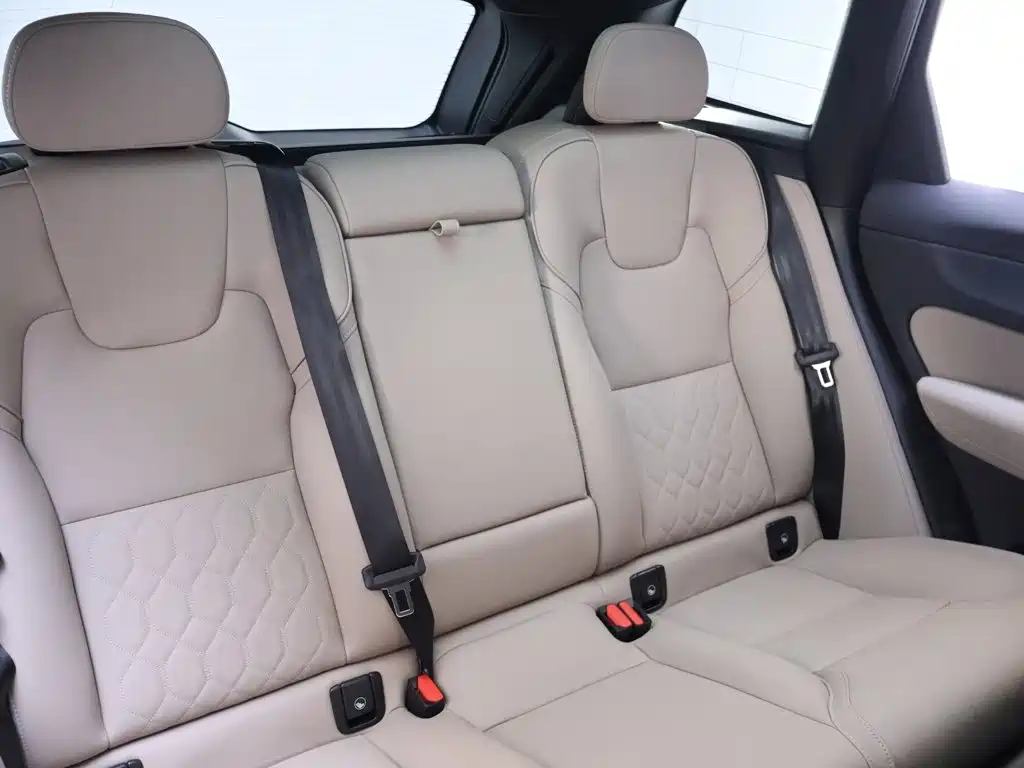 Volvo XC60 — миниатюра 23