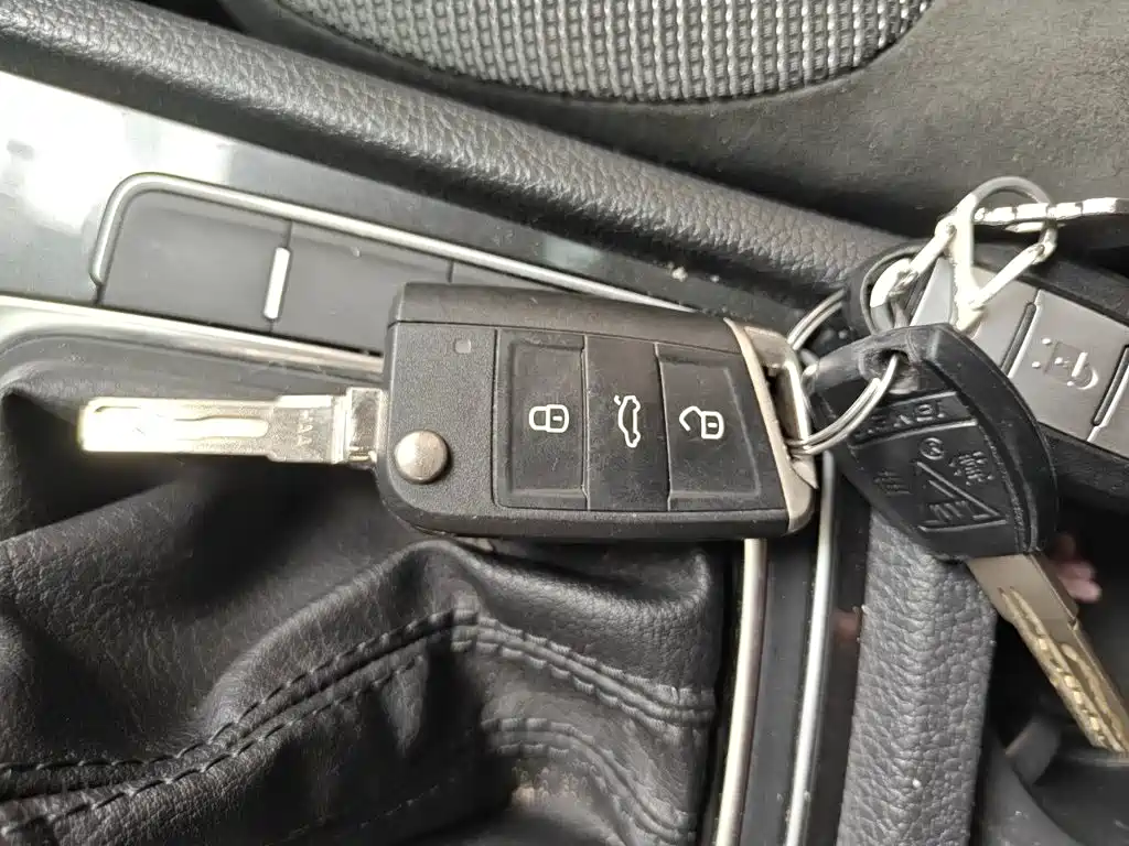 Volkswagen Golf — миниатюра 12