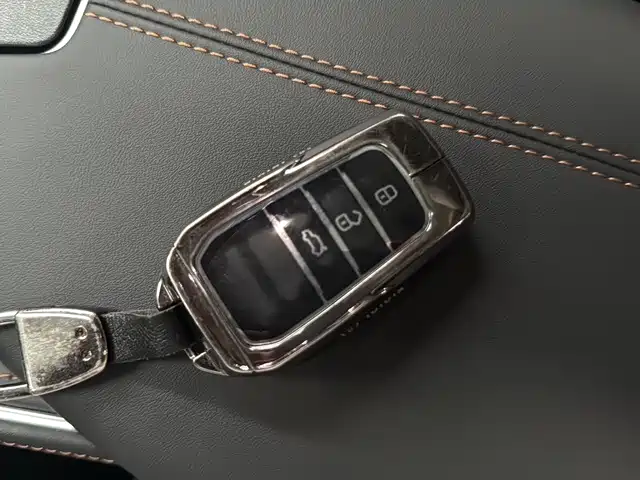 Toyota Avalon — миниатюра 11