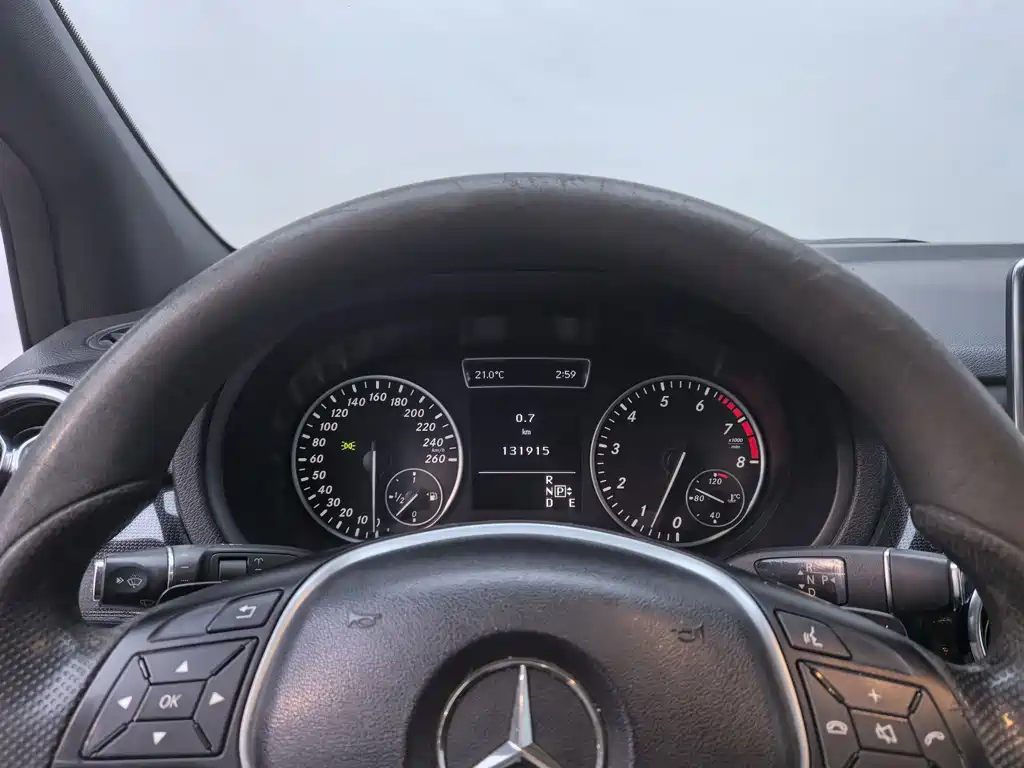 Mercedes-Benz B-Class — миниатюра 8