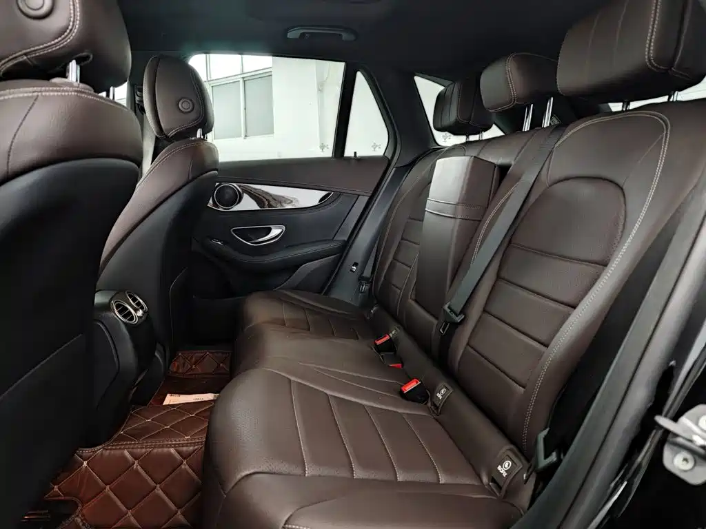 Mercedes-Benz GLC — миниатюра 9