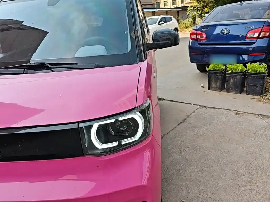 Wuling MINIEV — миниатюра 24