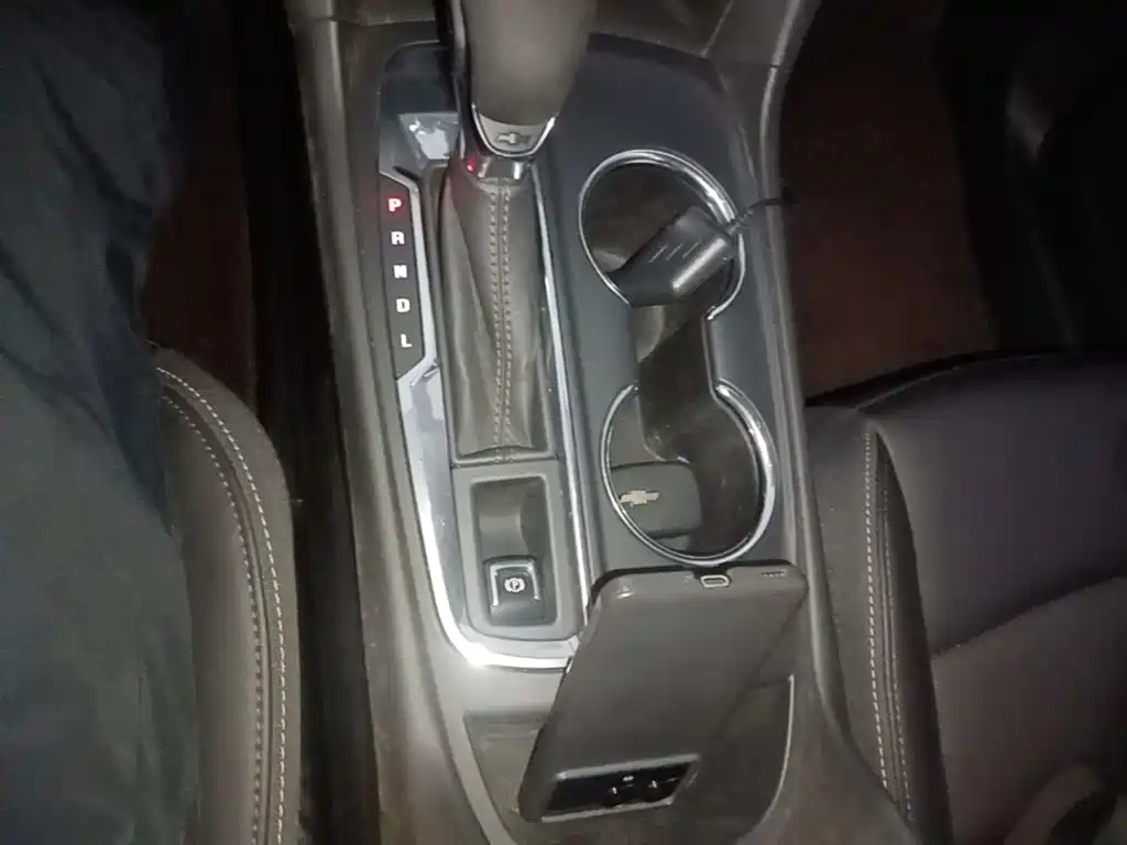 Chevrolet Equinox — миниатюра 14